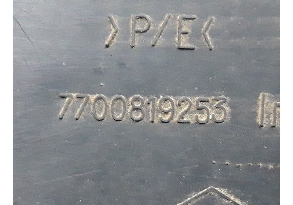 Решітка радіатора права Renault 19, 1992-2000, 7700819253